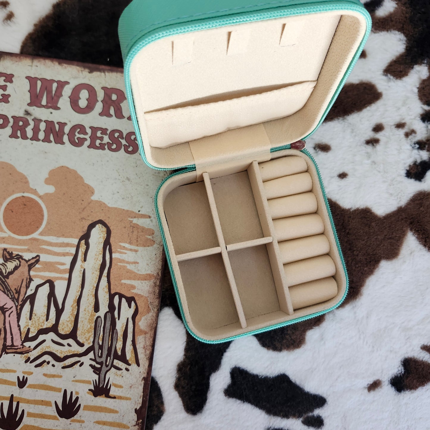 Jewelry box - turquoise pattern