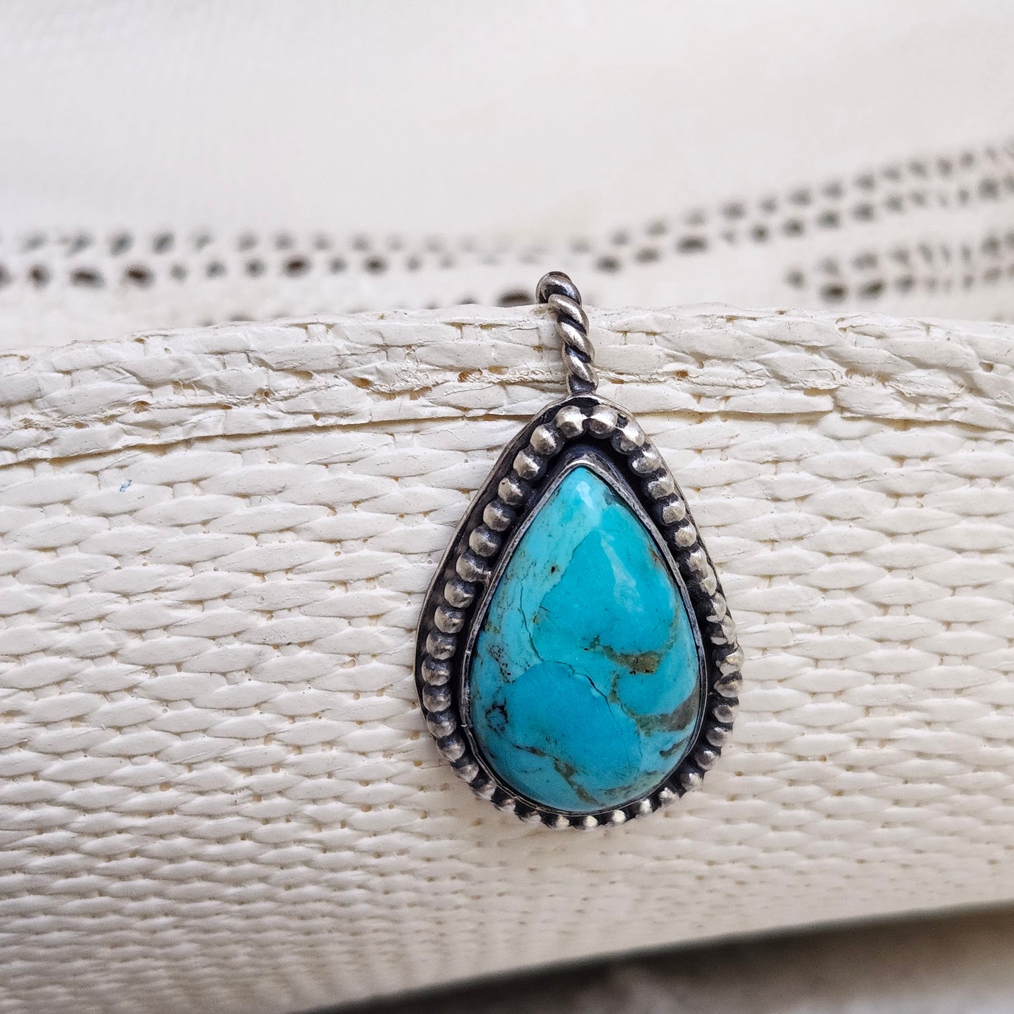 Pin à casquette ou à chapeau Turquoise