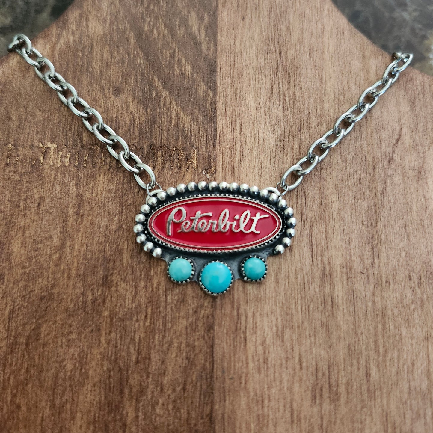 Collier Peterbilt