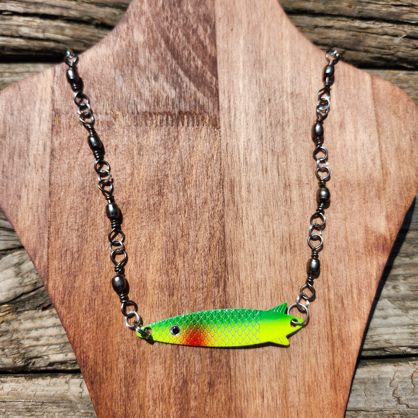 Collier Le Poisson-filament miel