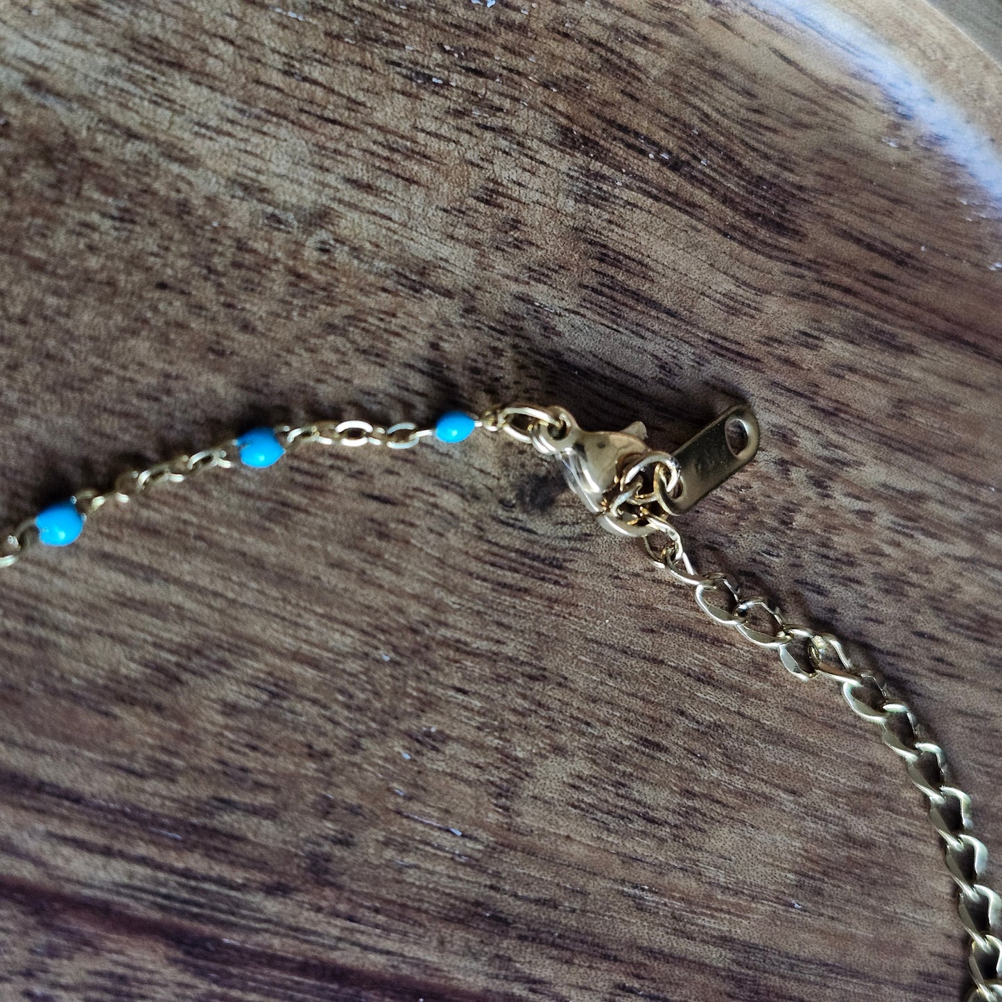 Bracelet minimaliste or et turquoise