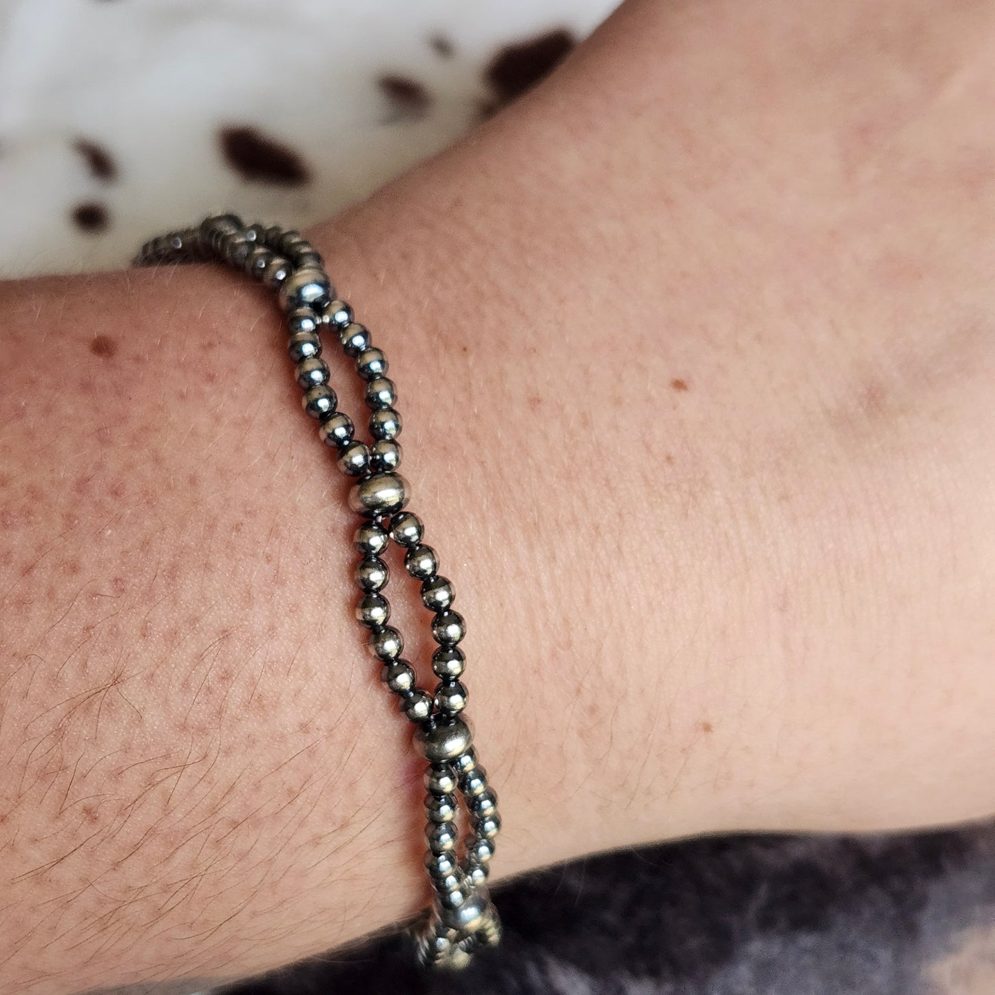 Bracelet torsadé de perles