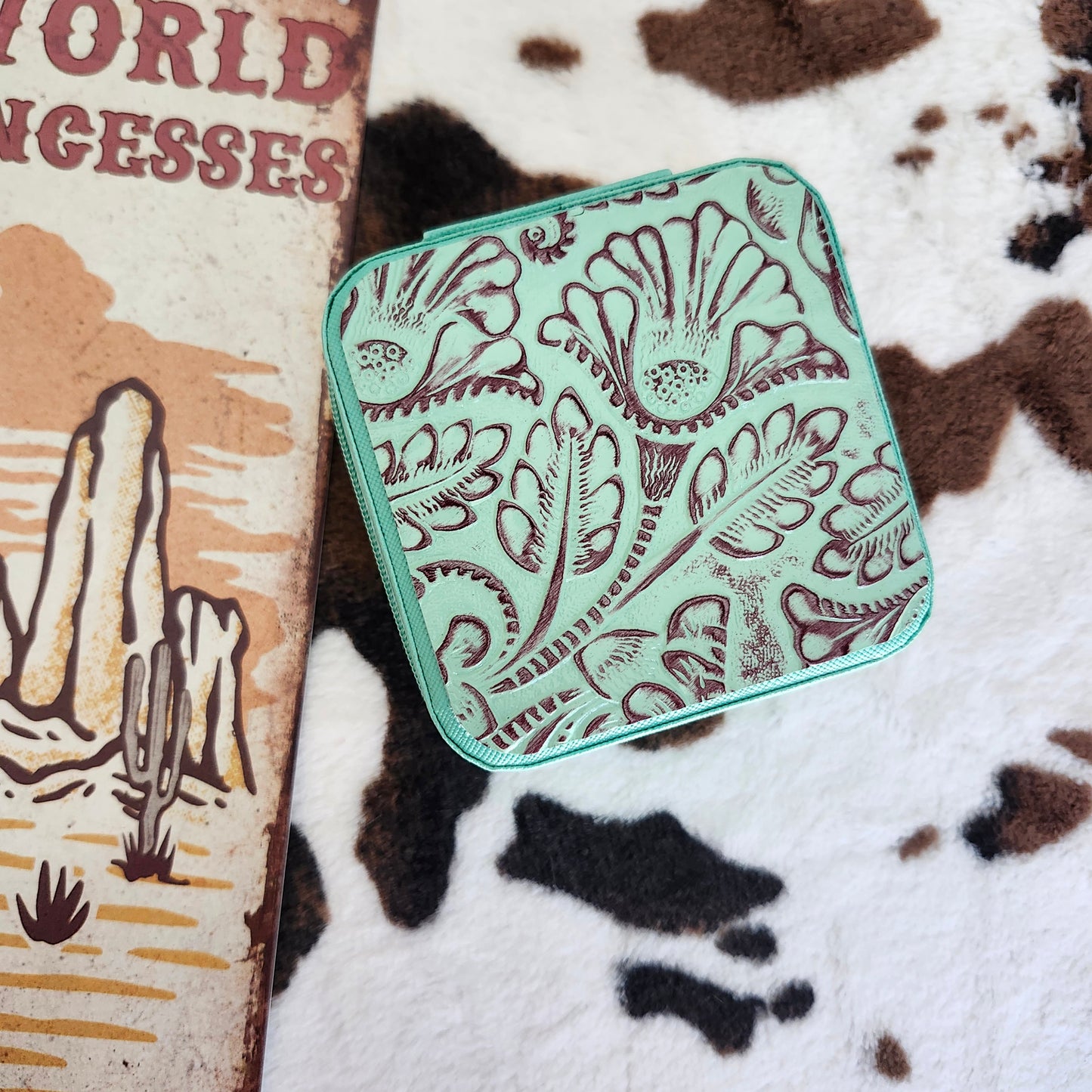 Jewelry box - turquoise pattern
