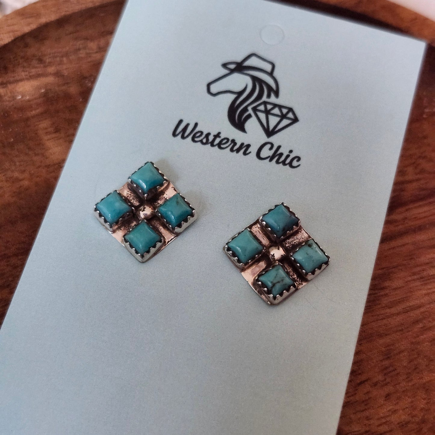 Boucles d'oreille stud carrées turquoises