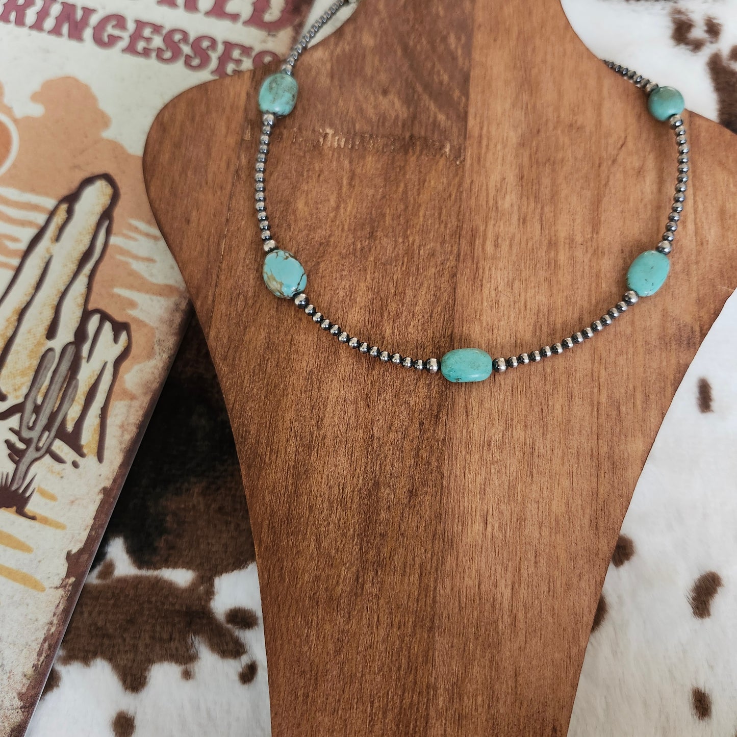 Turquoise and pearl choker - 14 in