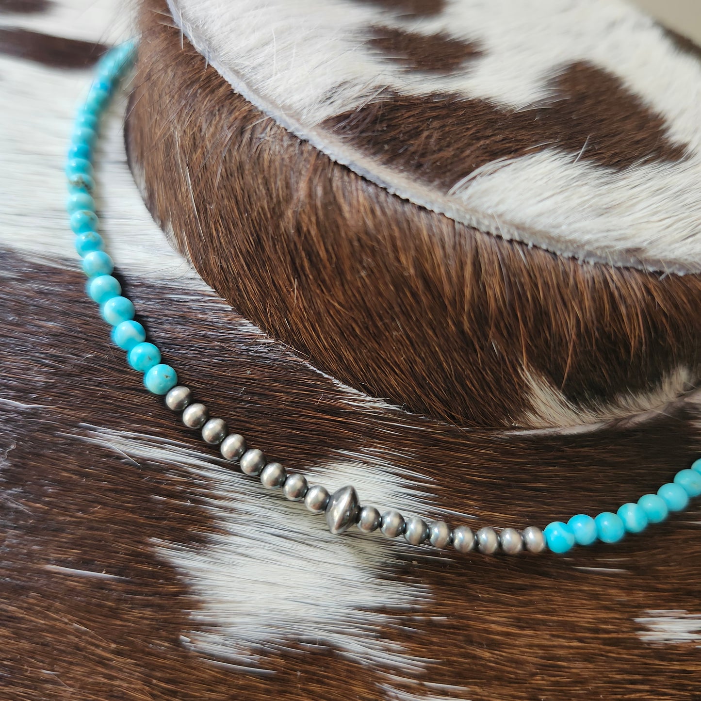 Collier choker de 14 pouces - billes de turquoise et perles d'argent sterling de 3mm