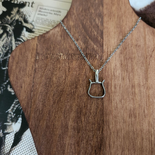 Collier L'Étrier Western