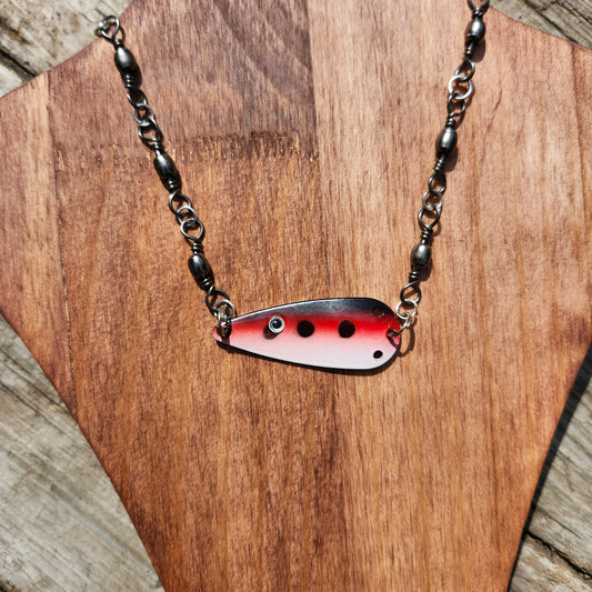 Collier Le moucheté rouge