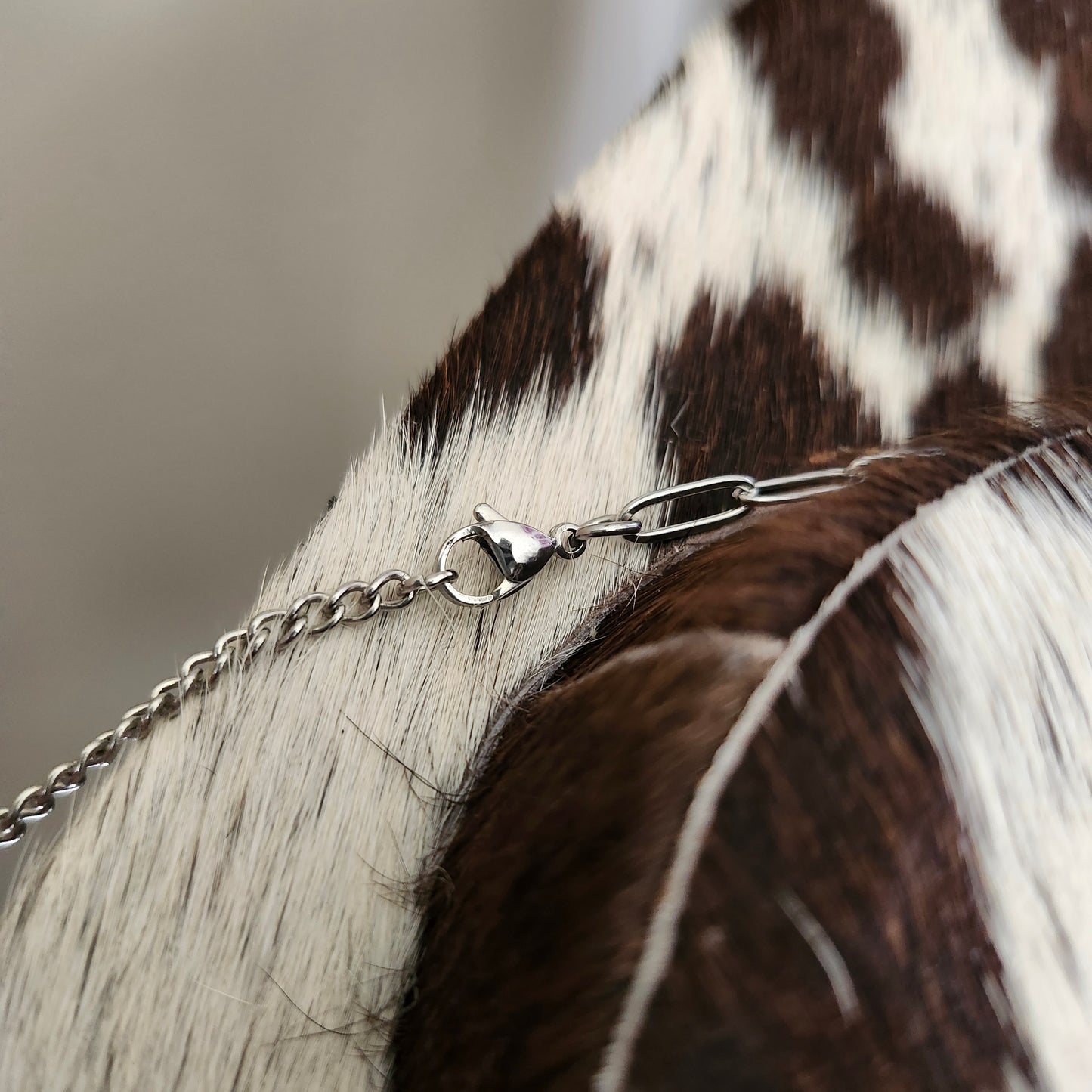 Collier de 16 pouces - billes de pink conch et perle d'argent sterling de 6mm