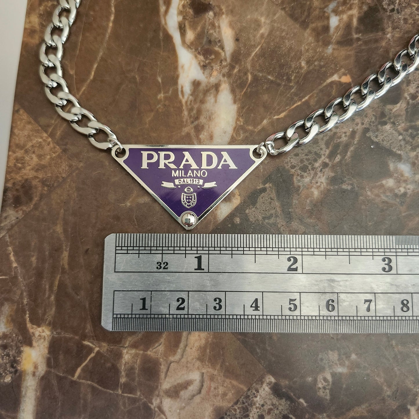 Collier Triangle Mauve