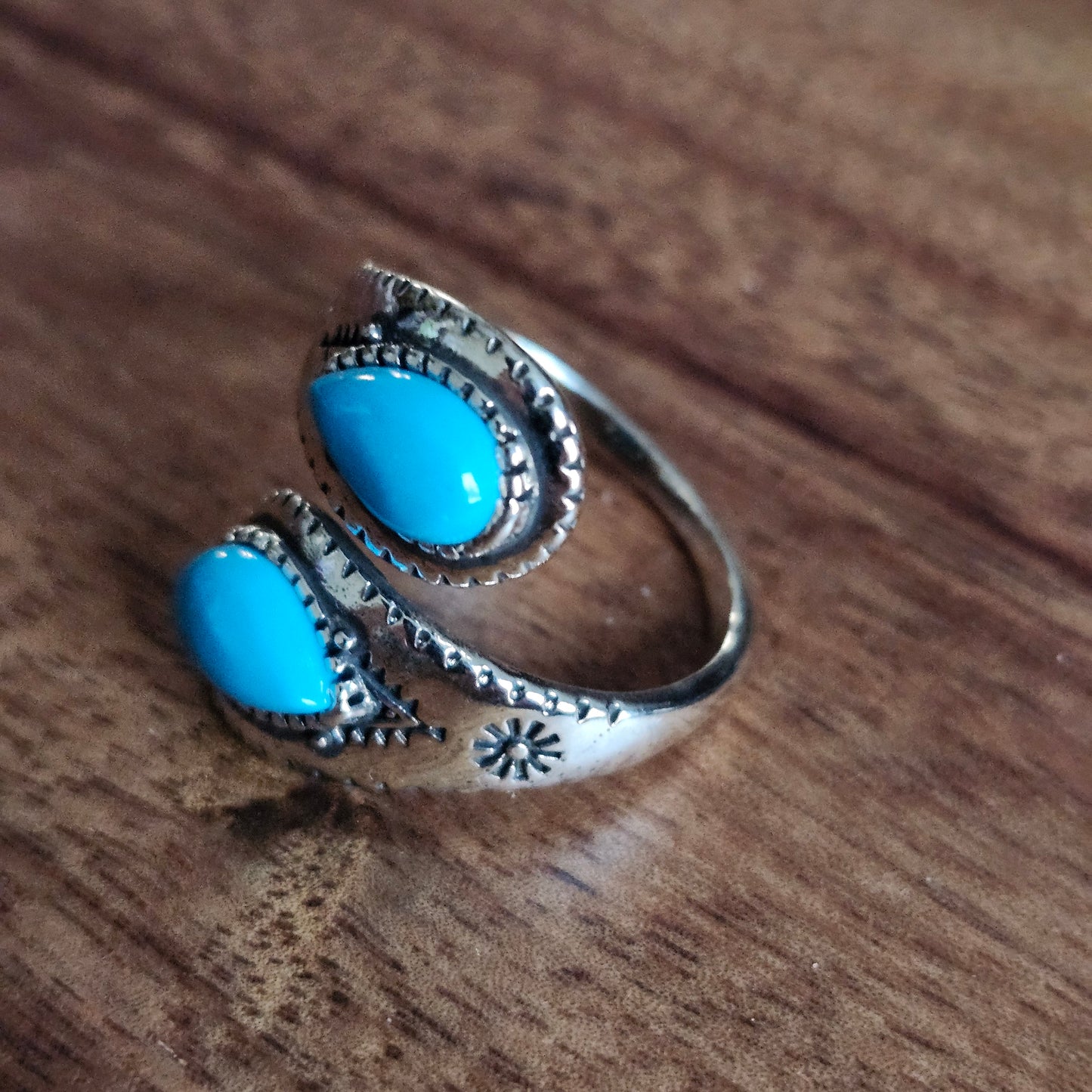 The Universal - Adjustable Ring