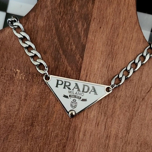 Collier Triangle Blanc & Argenté