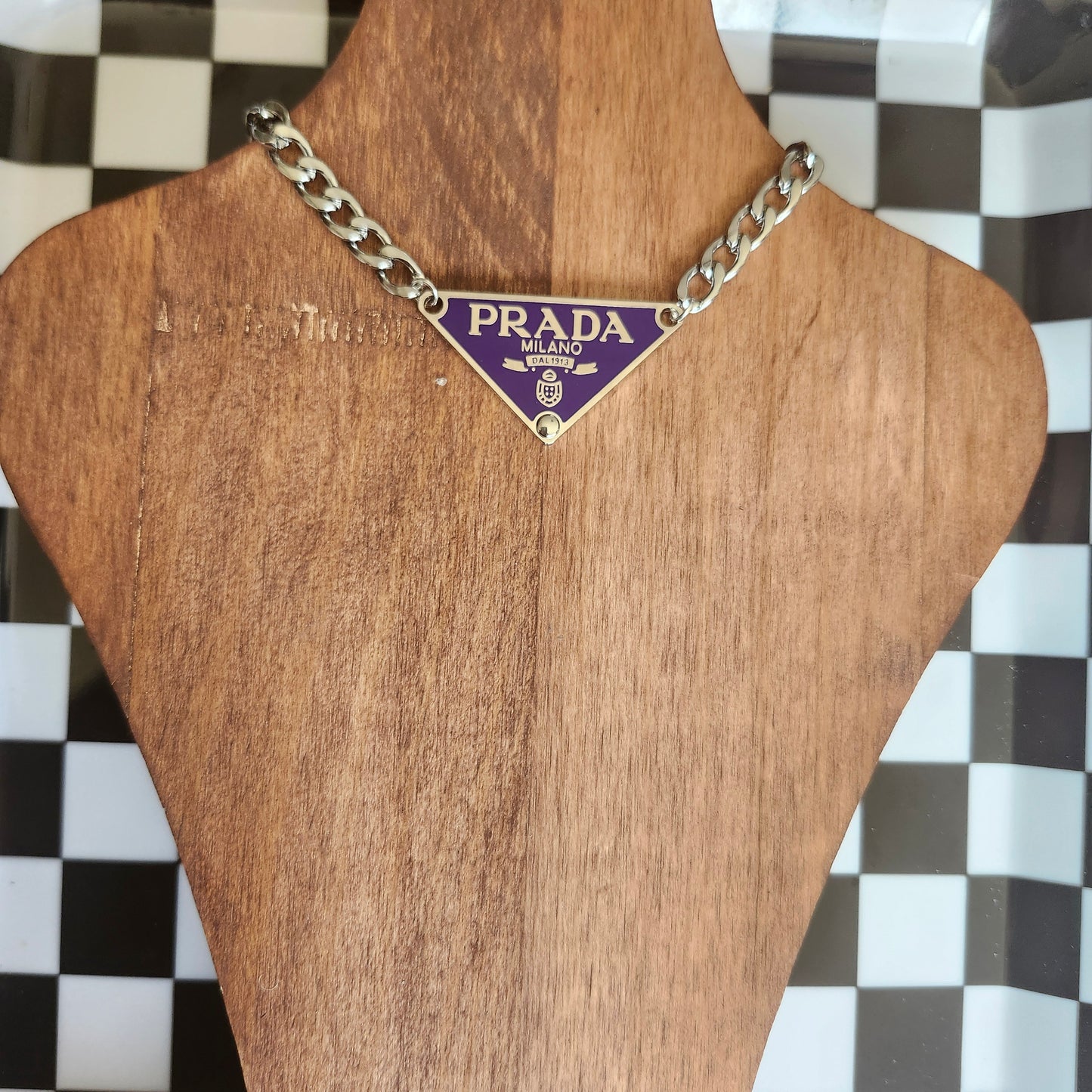 Collier Triangle Mauve