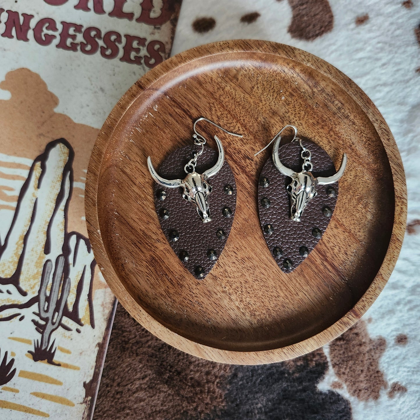 The Taures - Earrings