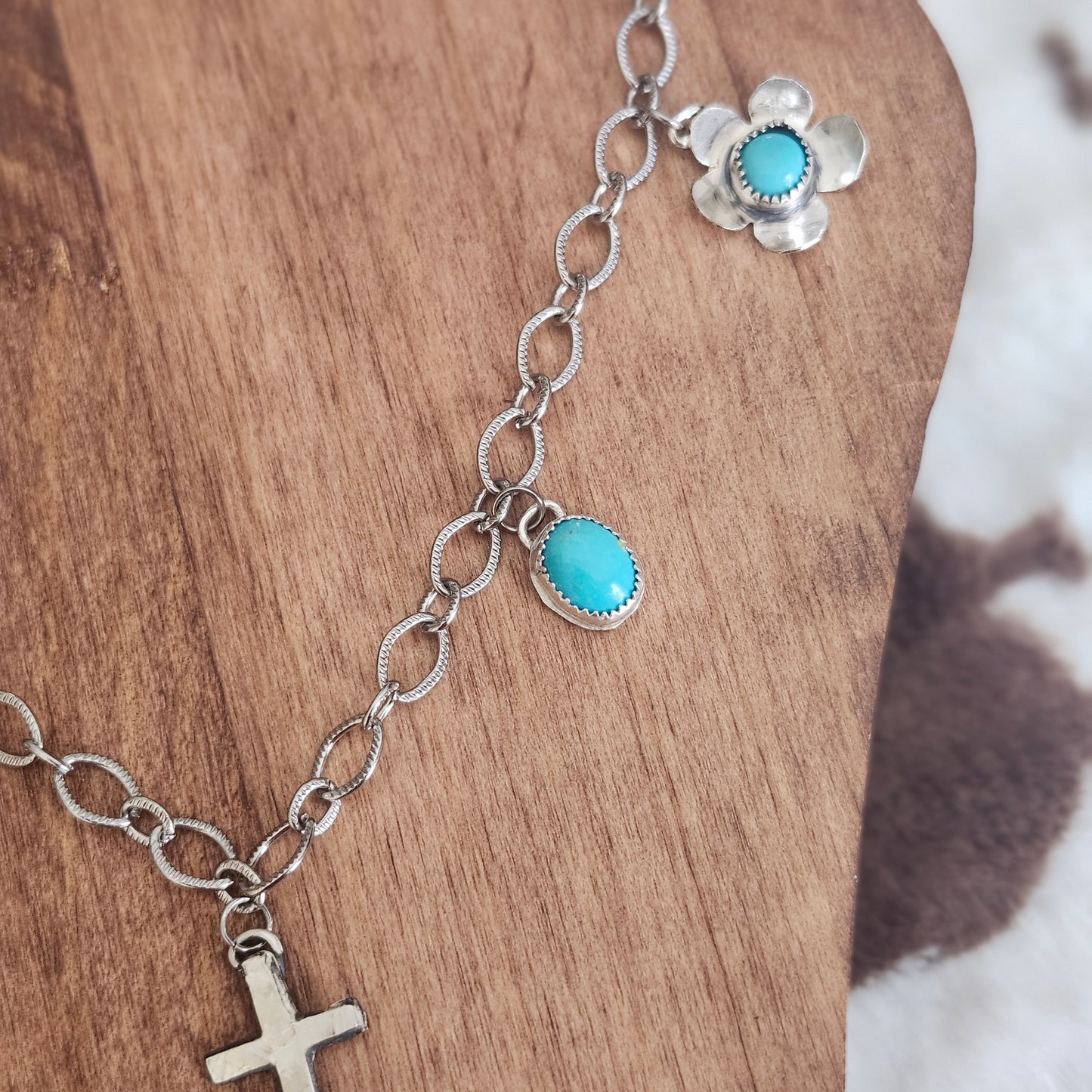 Collier Charms