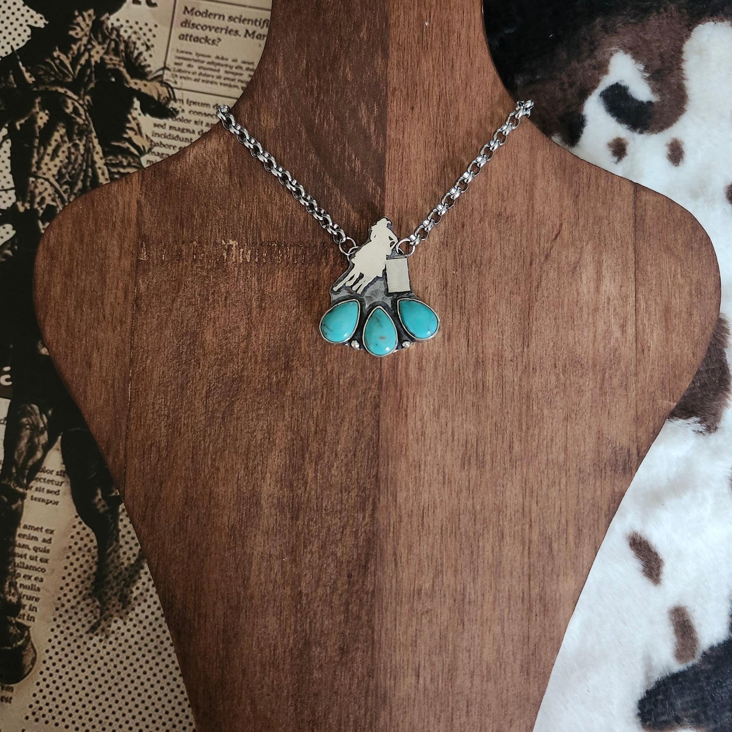 The Barrel Betty Necklace